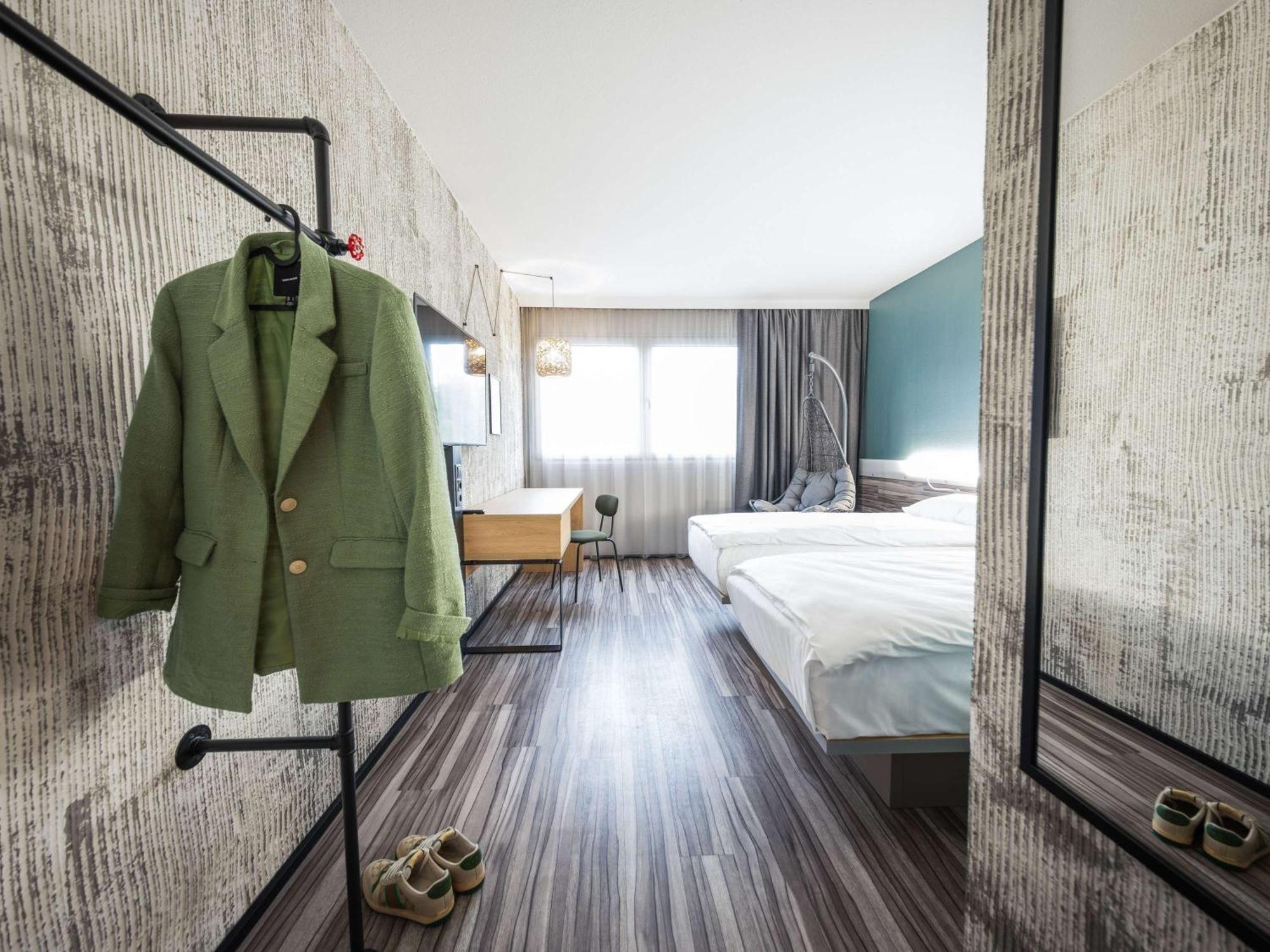 Ibis Styles Linz Hotel Exterior photo