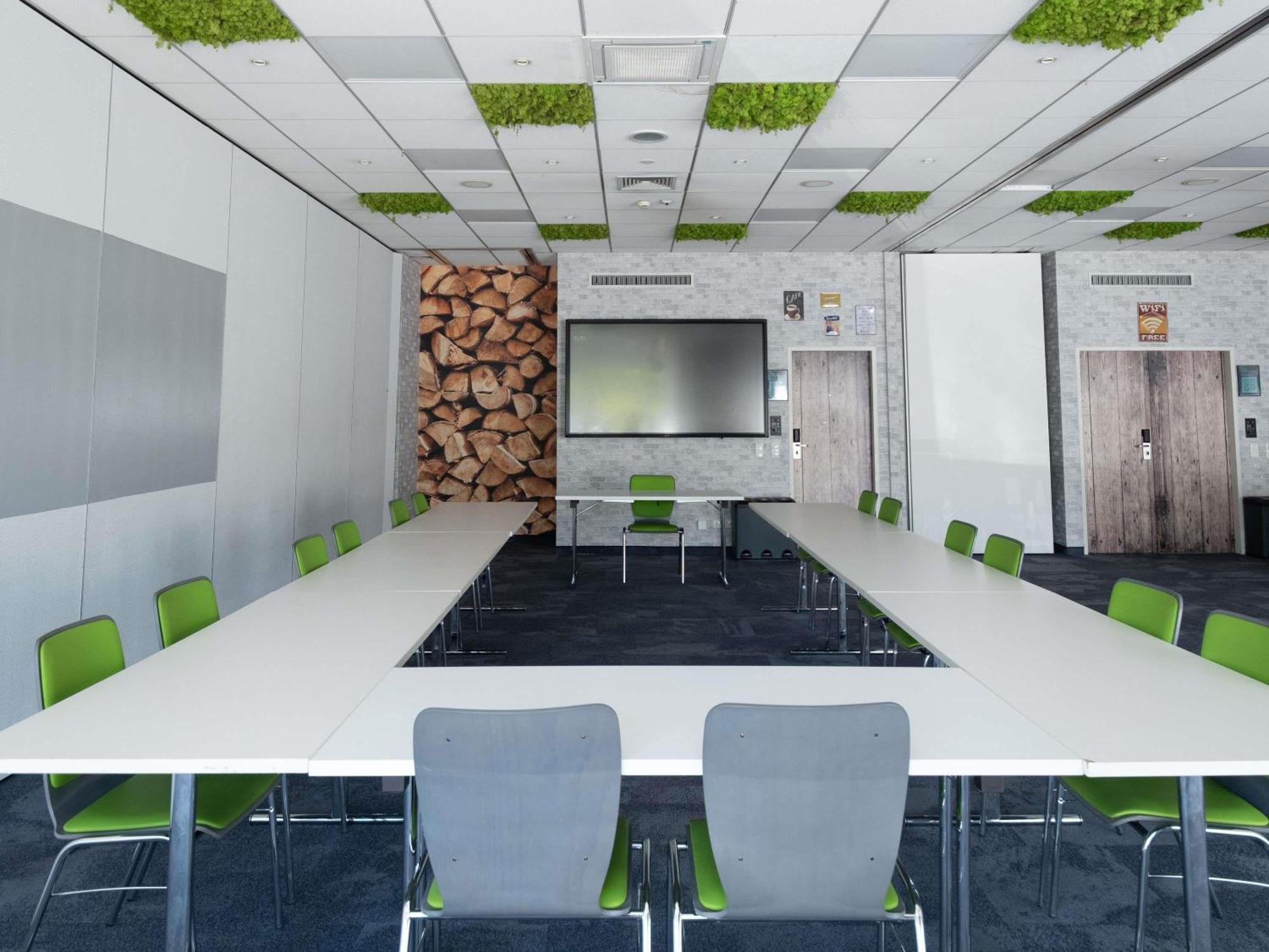 Ibis Styles Linz Hotel Exterior photo