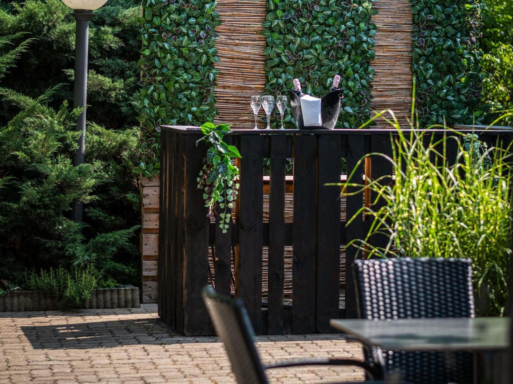Ibis Styles Linz Hotel Exterior photo