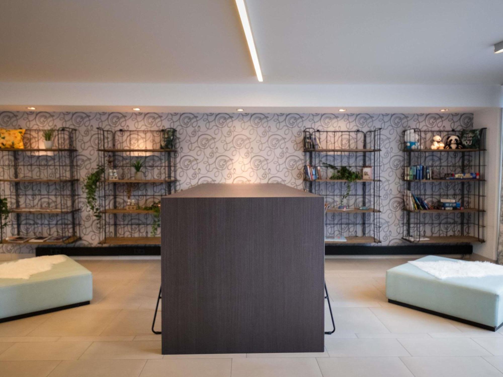 Ibis Styles Linz Hotel Exterior photo